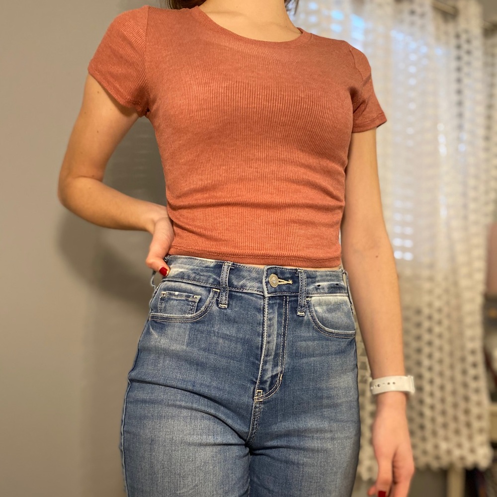 Maroon crop top